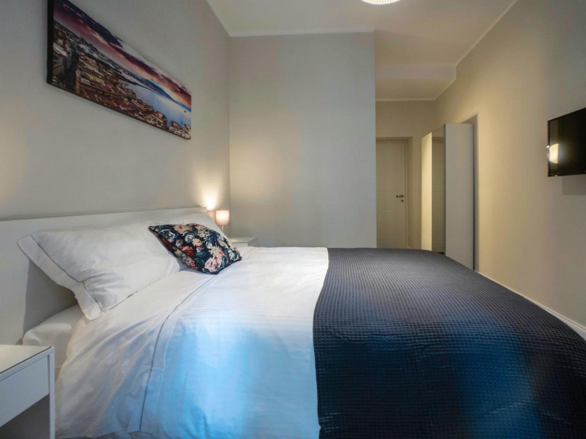 Готель Silia House Napoli Centro Екстер'єр фото