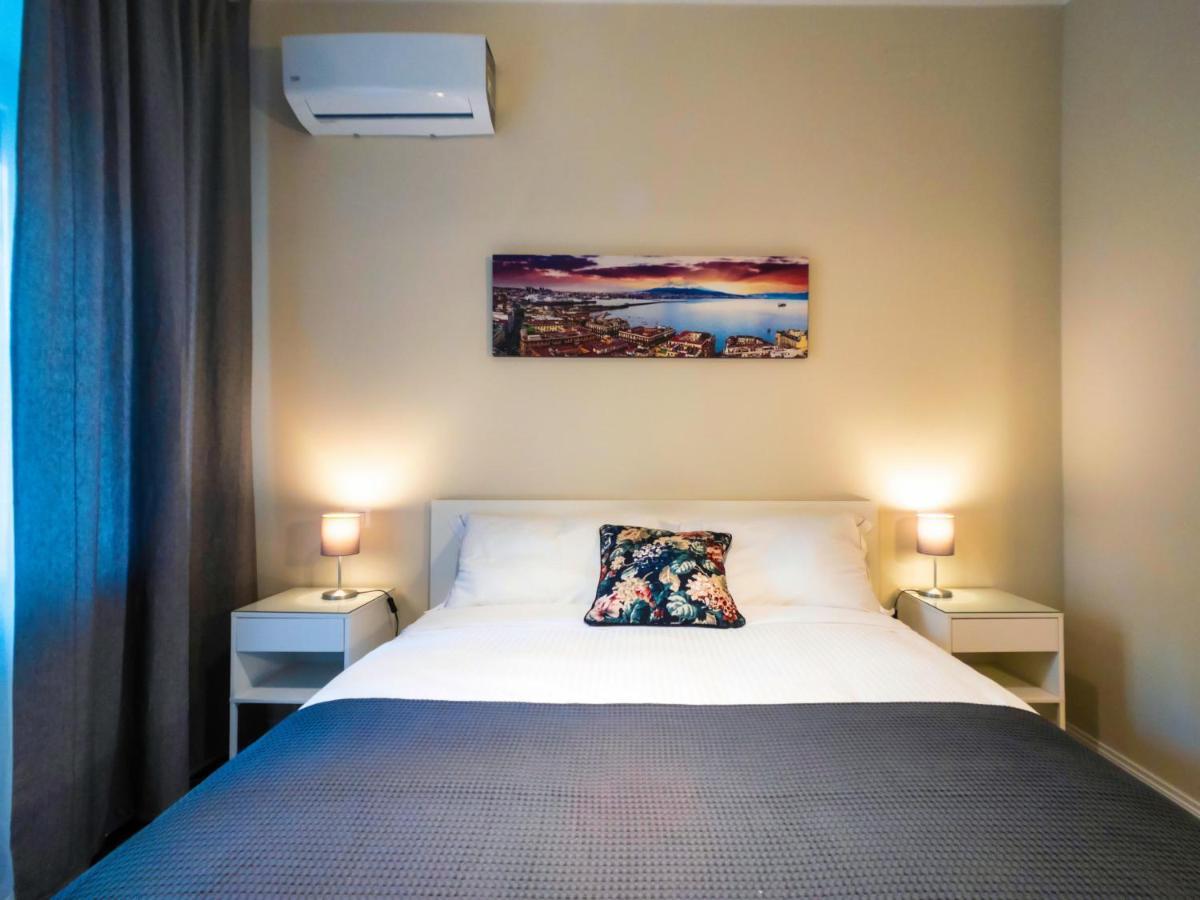 Готель Silia House Napoli Centro Екстер'єр фото