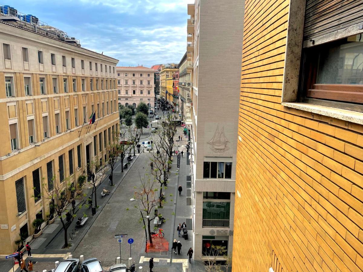 Готель Silia House Napoli Centro Екстер'єр фото