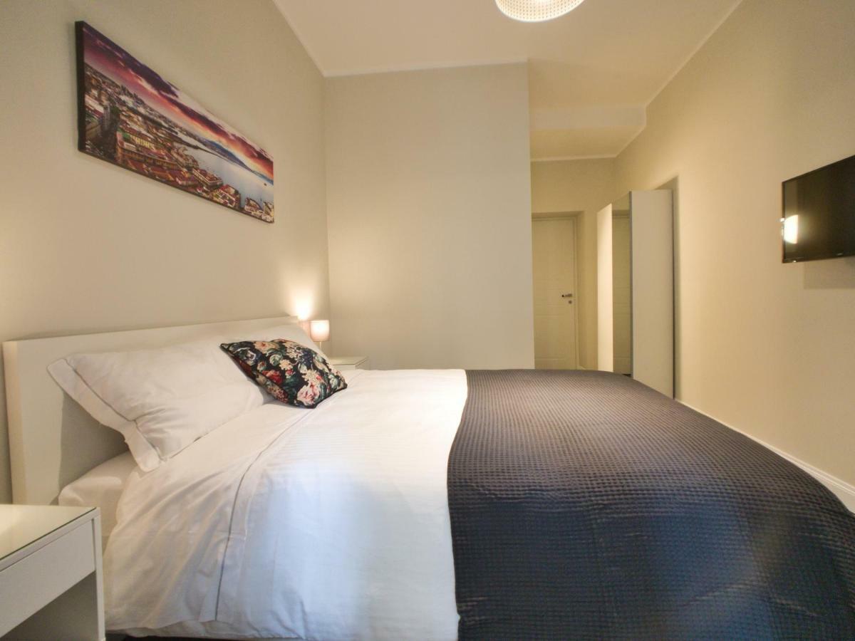 Готель Silia House Napoli Centro Екстер'єр фото
