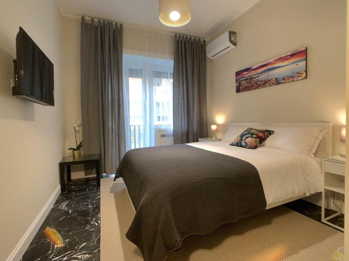Готель Silia House Napoli Centro Екстер'єр фото