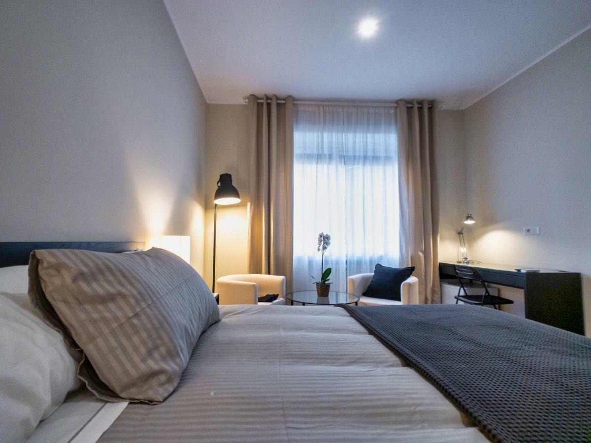 Готель Silia House Napoli Centro Екстер'єр фото
